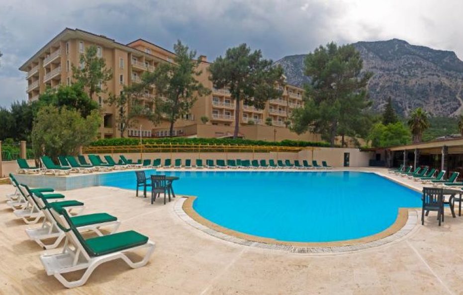 Alexius Beach Hotel