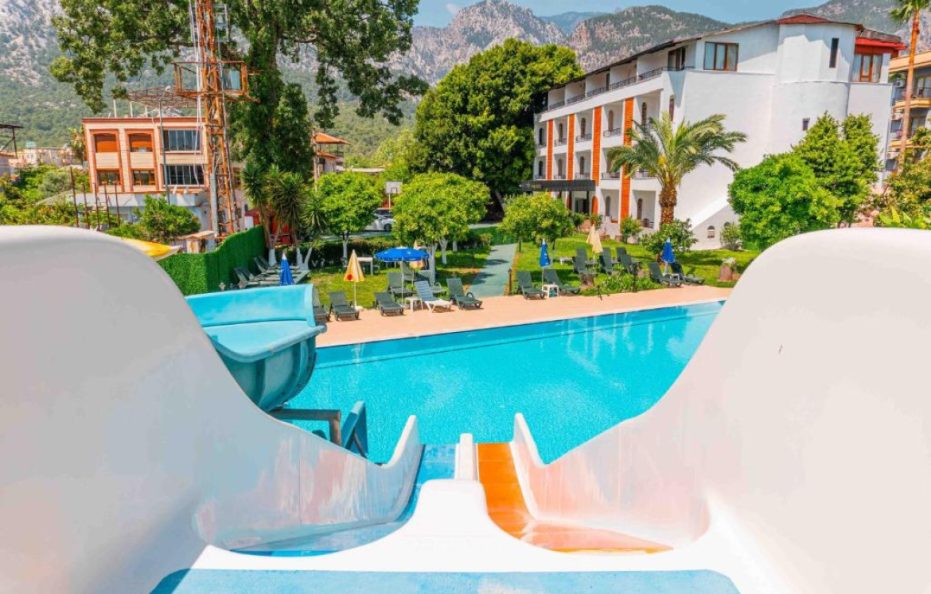 Belpoint Beach Hotel
