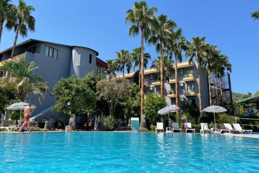 Belpoint Beach Hotel