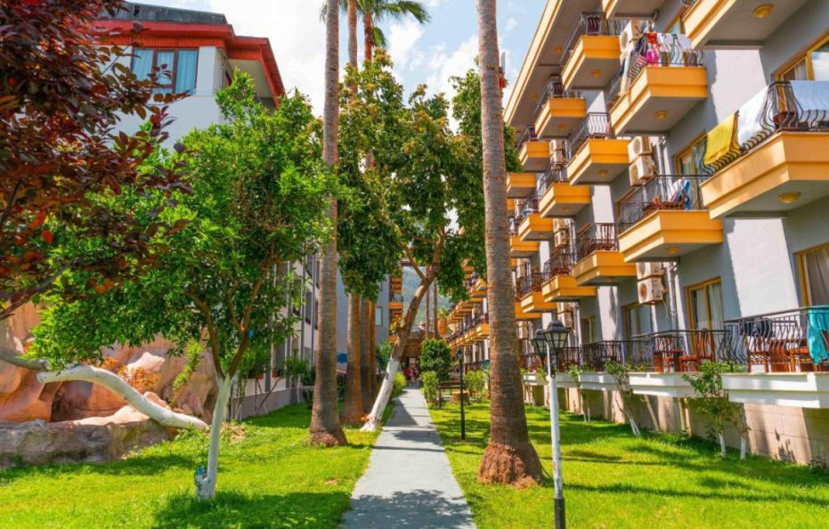 Belpoint Beach Hotel