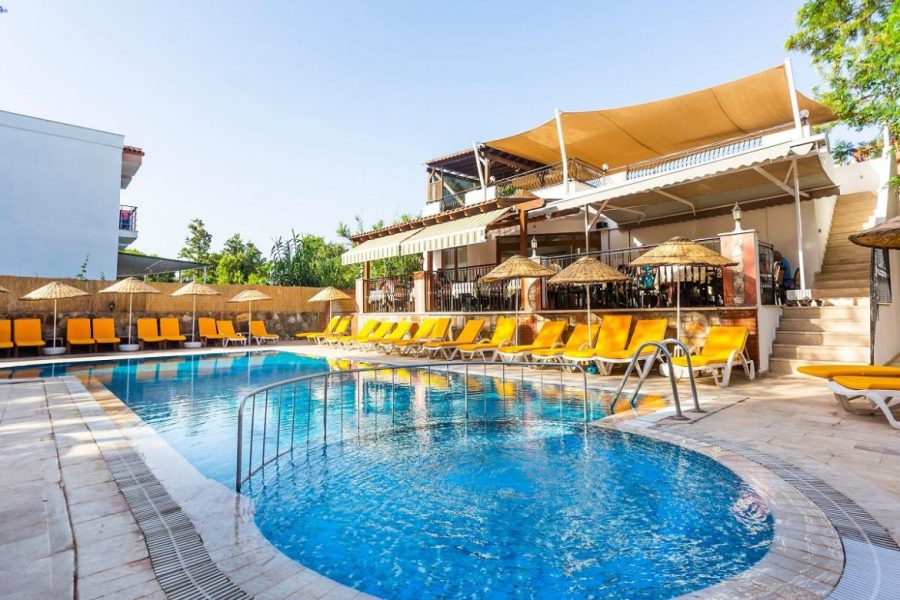 Kriss Hotel