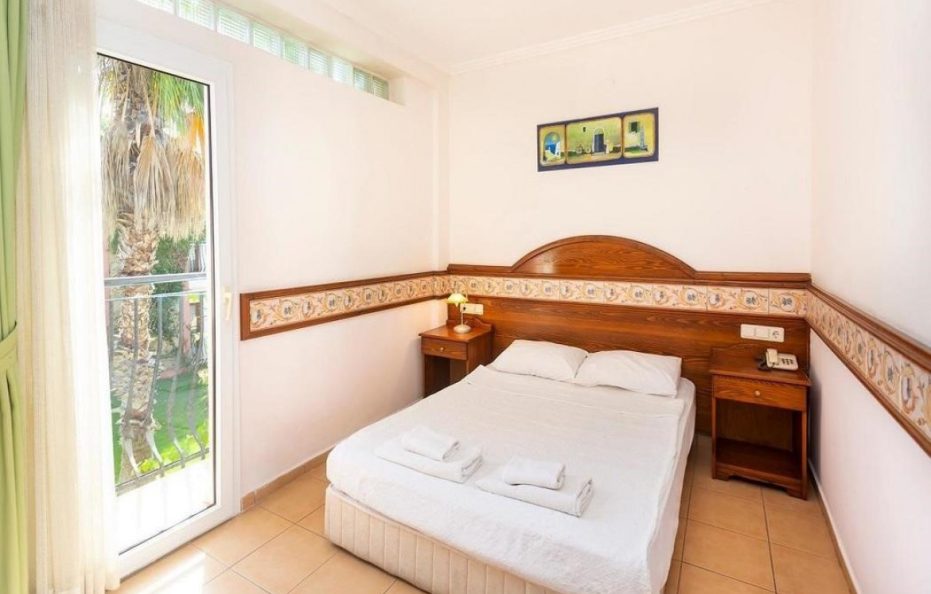 Kriss Hotel