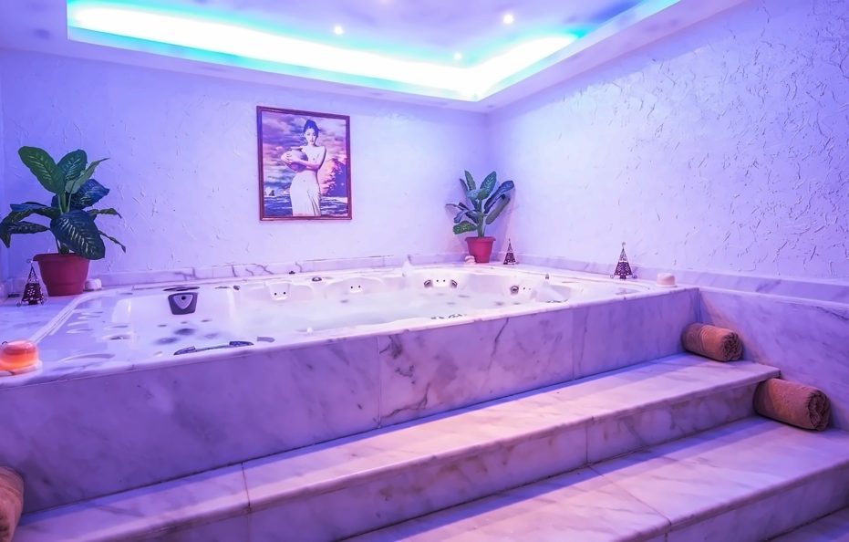 White Valley Palace Resort