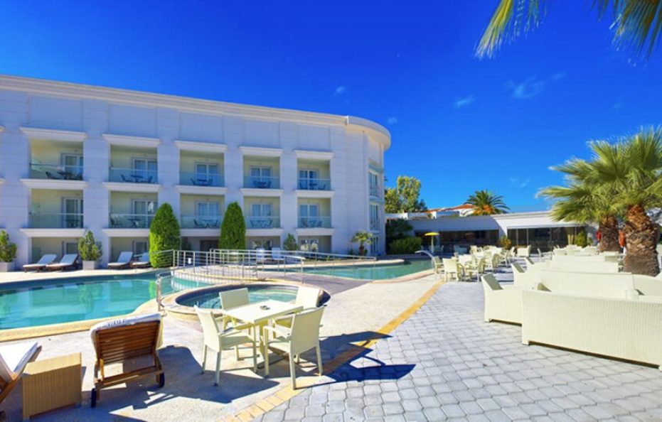 Elinotel Apolamare Hotel