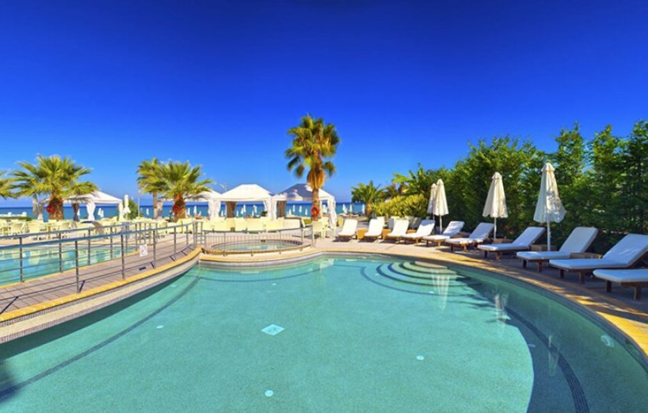 Elinotel Apolamare Hotel
