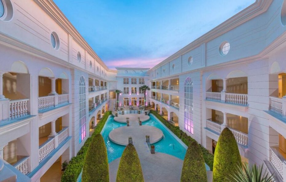 Elinotel Apolamare Hotel