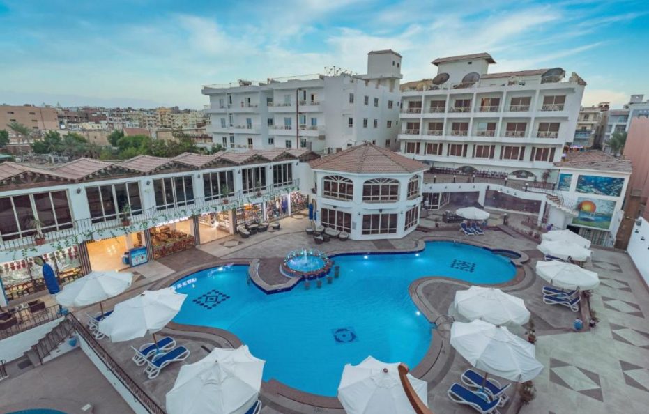 Minamark Beach Resort