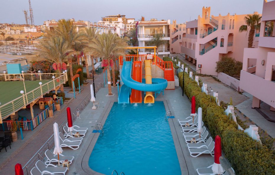Minamark Beach Resort