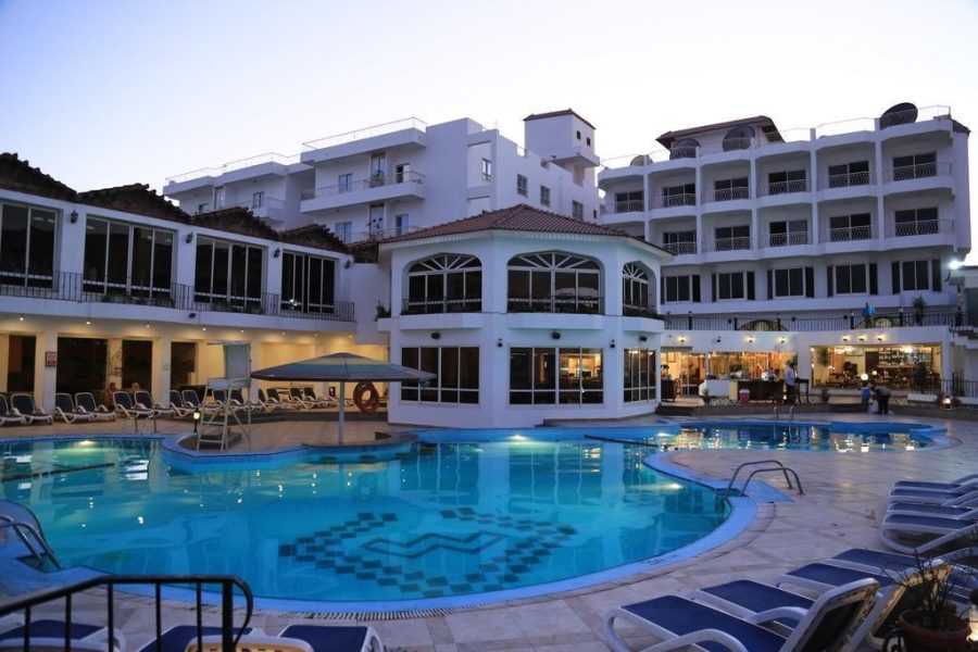 Minamark Beach Resort