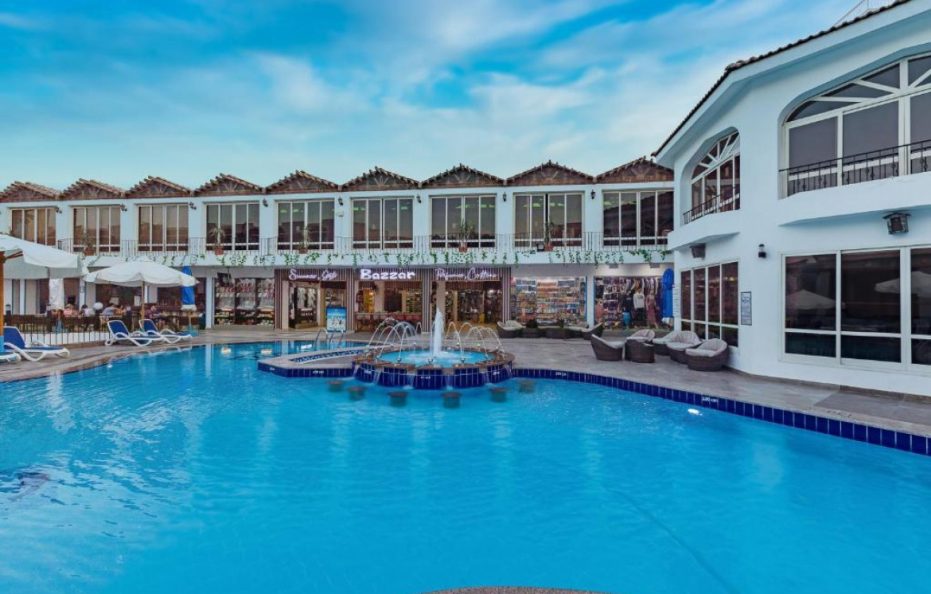 Minamark Beach Resort