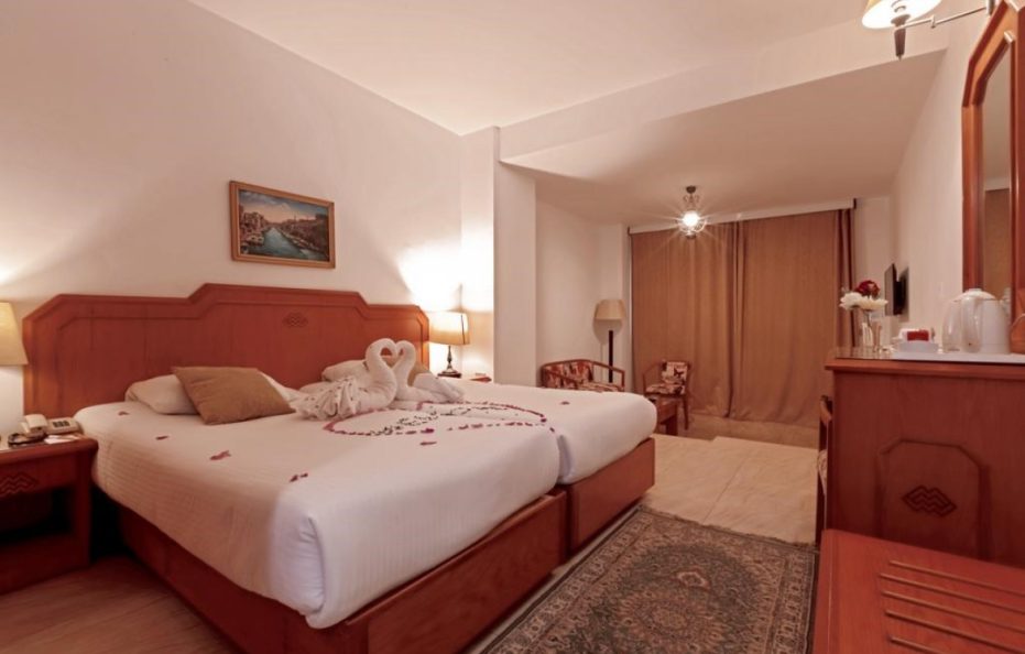 Minamark Beach Resort
